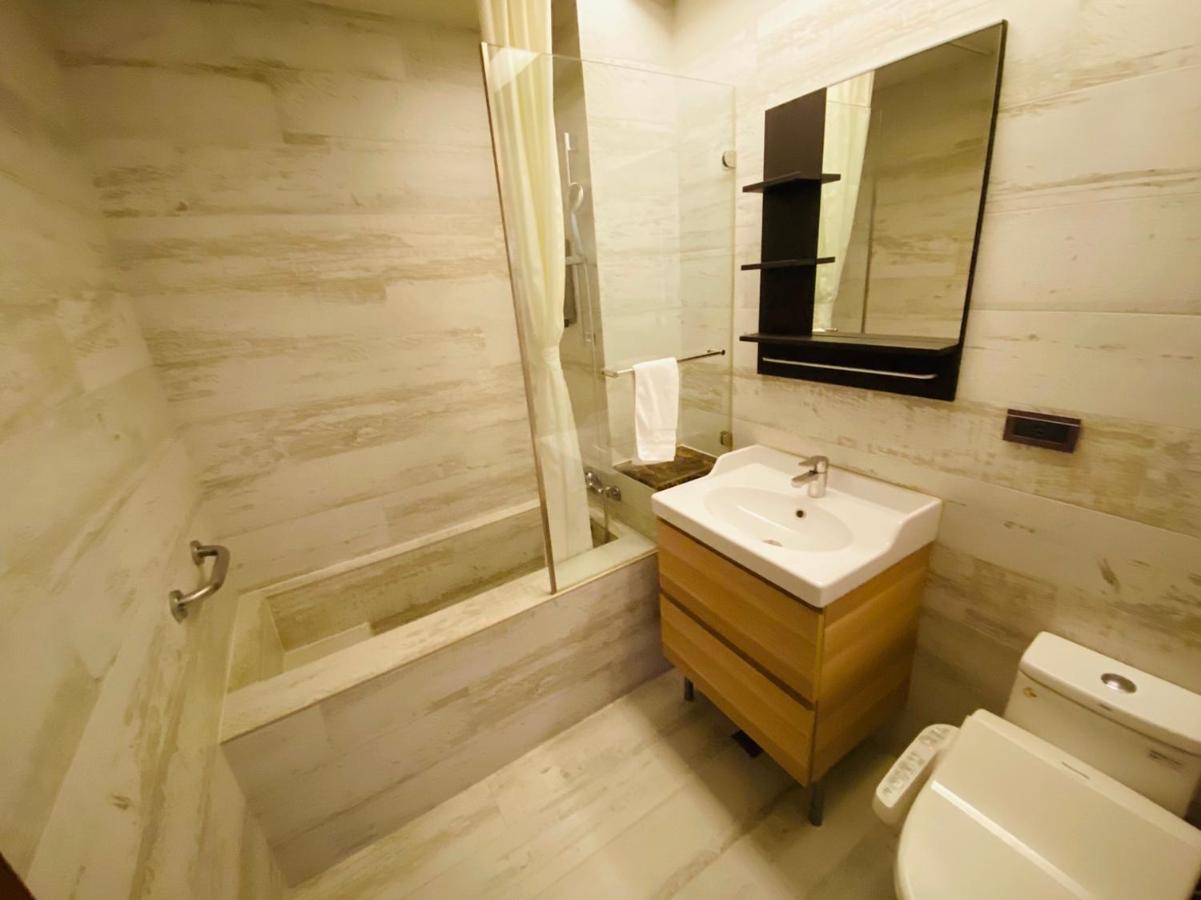 Dlinn Hotel Đài Trung Ngoại thất bức ảnh