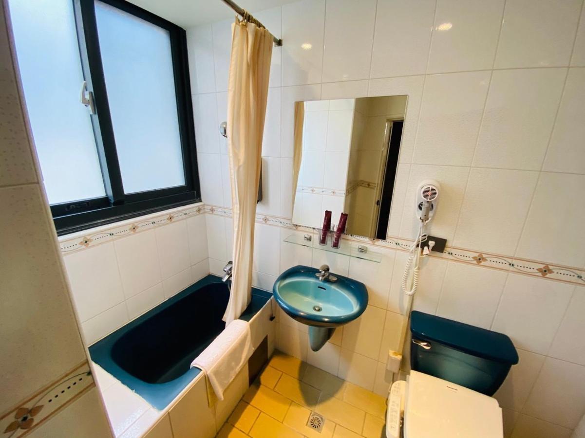 Dlinn Hotel Đài Trung Ngoại thất bức ảnh