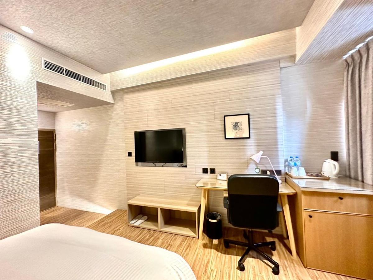 Dlinn Hotel Đài Trung Ngoại thất bức ảnh